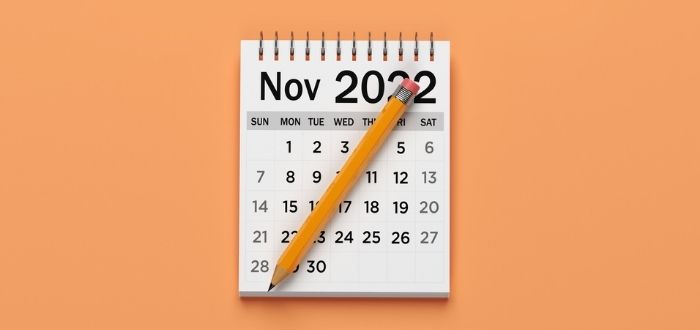 Calendario tradicional y lápiz | Gestión del tiempo